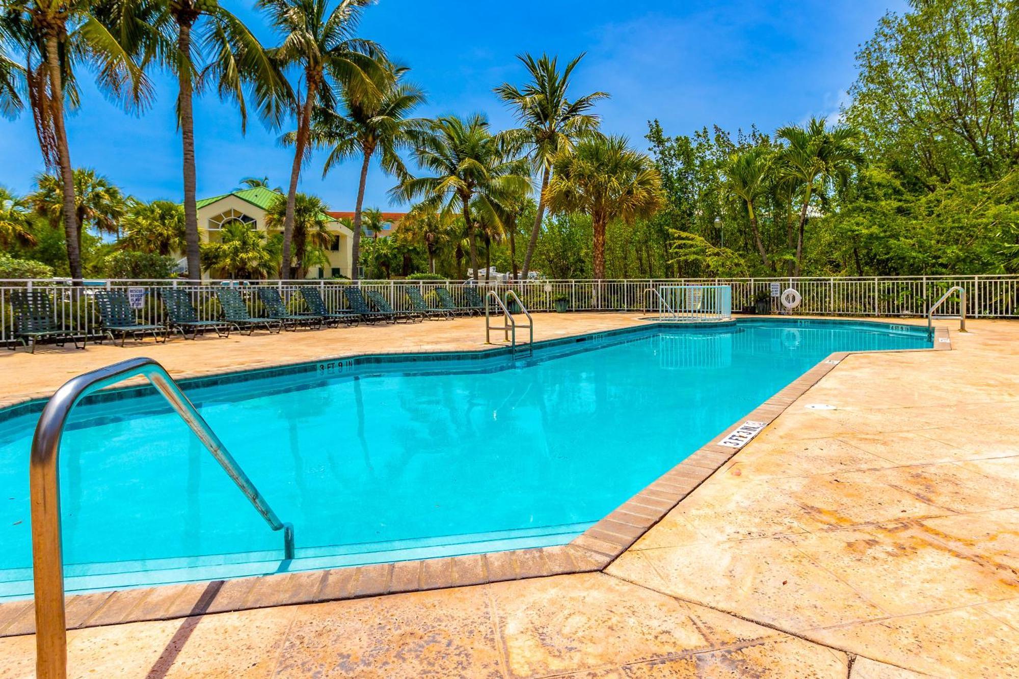 קי וסט Sunrise Suites Barbados Suite #204 מראה חיצוני תמונה